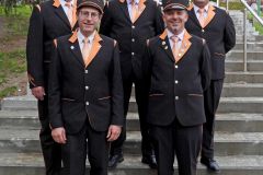 Basses